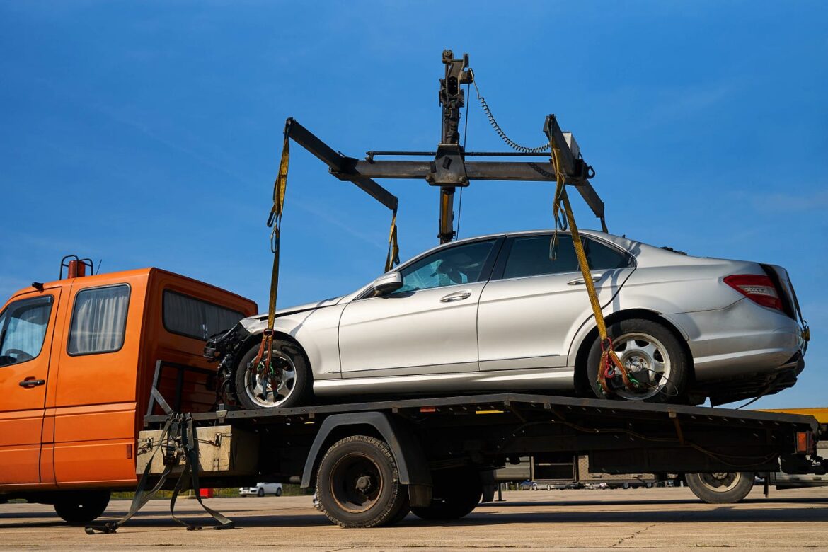 Jump Start: Towing Chicago IL’s Reliable 24/7 Service